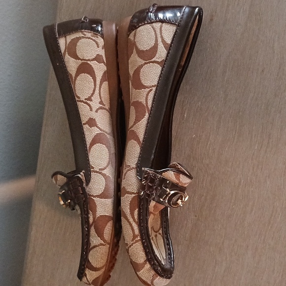 Coach signature loafers ❤️ - Picture 4 of 8